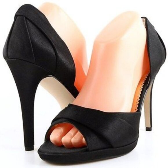 CAPARROS Lizzie Black Crepe D' Orsay Satin Heels New In Box Women's Size 9.5 - Picture 7 of 7